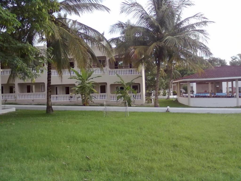 Mansea Beach Hotel Kololi Extérieur photo