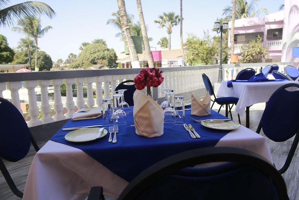 Mansea Beach Hotel Kololi Extérieur photo